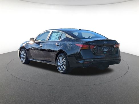 New 2025 Nissan Altima 2.5 S image 7