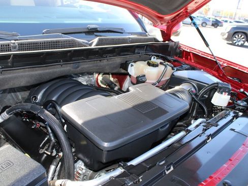 Used 2021 GMC Yukon Denali w/ LPO, Illumination Package image 13