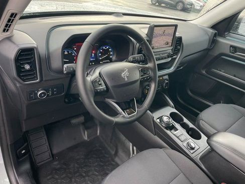 Used 2024 Ford Bronco Sport Badlands image 11