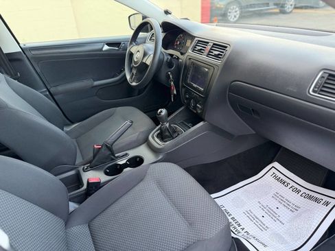 Used 2012 Volkswagen Jetta Sedan image 17