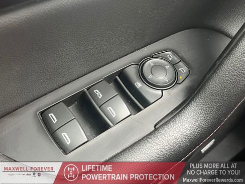 Used 2021 Chevrolet Blazer RS w/ Enhanced Convenience Package image 7