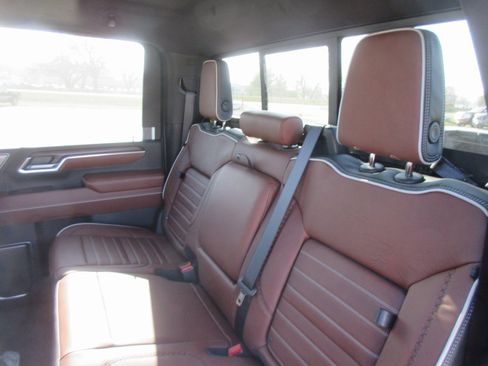 New 2026 GMC Sierra 2500 Denali Ultimate image 15