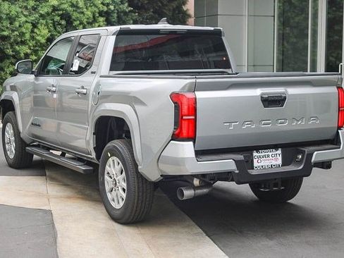 New 2026 Toyota Tacoma SR5 RWD image 7