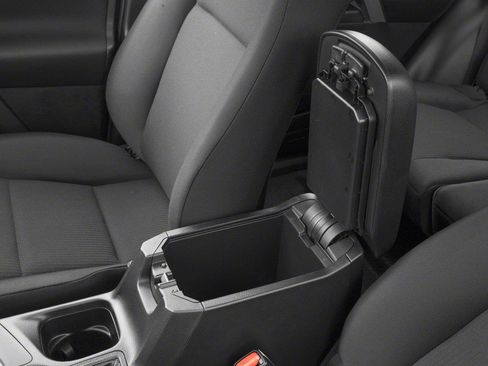 Used 2018 Toyota RAV4 LE w/ All Weather Liner Package AWD/4WD image 10