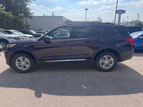 Certified 2023 Ford Explorer XLT w/ Equipment Group 202A AWD/4WD image 2