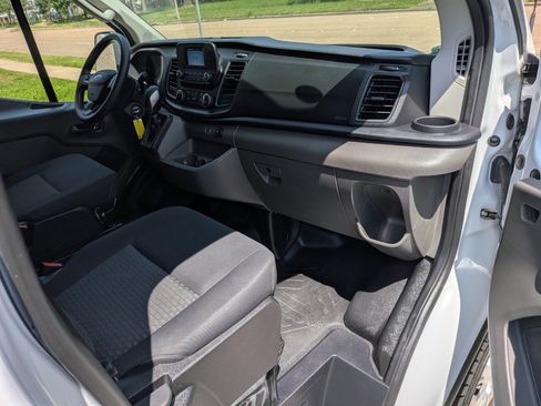 Used 2024 Ford Transit 250 Low Roof w/ Exterior Upgrade Package RWD image 15
