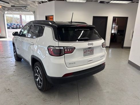 New 2026 Jeep Compass Limited AWD/4WD image 5