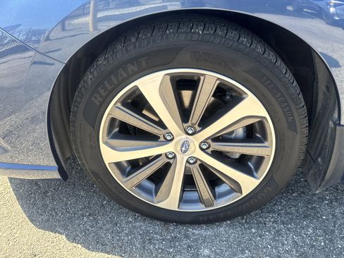 Used 2019 Subaru Legacy 3.6R Limited image 9