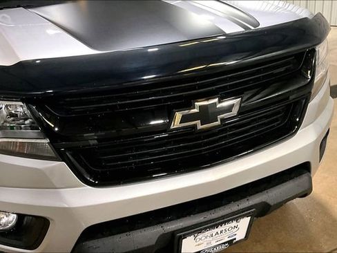Used 2019 Chevrolet Colorado LT w/ Redline Special Edition image 11
