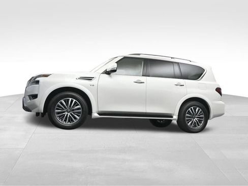 Used 2022 Nissan Armada SV w/ SV Appearance Package RWD image 11