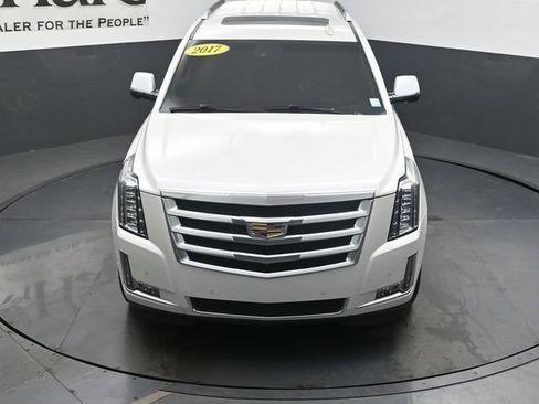 Used 2017 Cadillac Escalade Luxury AWD/4WD image 66