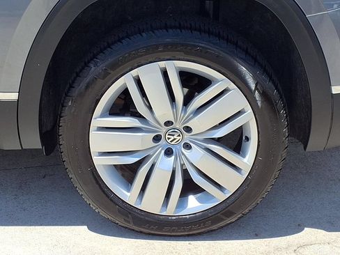 Used 2019 Volkswagen Atlas SEL FWD image 25