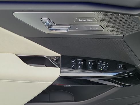 New 2027 BMW 740i w/ Executive Package RWD image 17