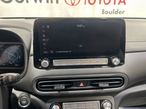 Used 2023 Hyundai Kona Limited w/ Cargo Package image 31