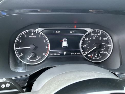 Used 2023 Nissan Pathfinder SL image 15