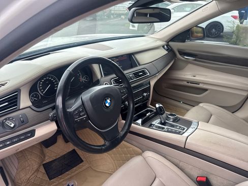 Used 2014 BMW 750i xDrive AWD/4WD image 6