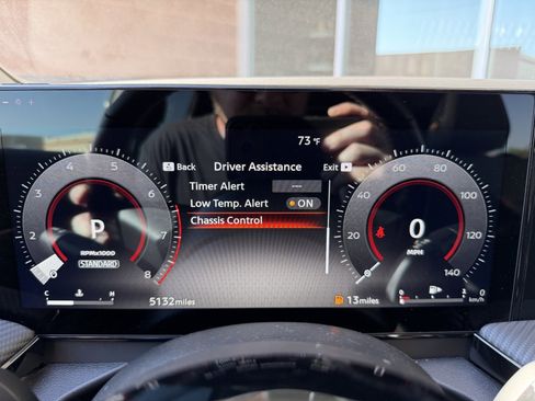 Used 2025 Nissan Kicks SR w/ SR Premium Package image 19