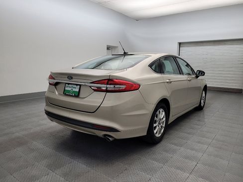 Used 2017 Ford Fusion S image 9