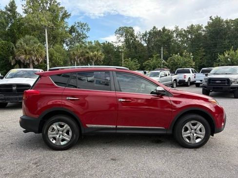 Used 2014 Toyota RAV4 LE FWD image 6