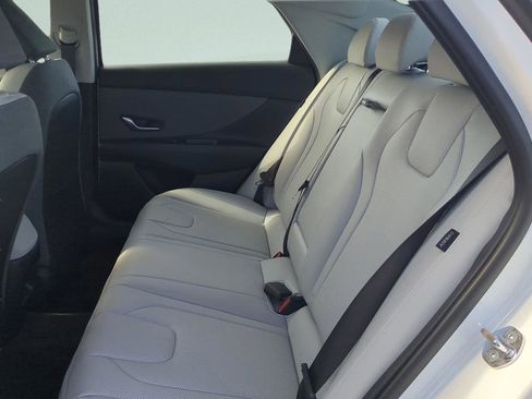 New 2026 Hyundai Elantra Limited image 35