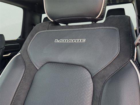 New 2026 RAM 1500 Laramie w/ Night Edition image 26