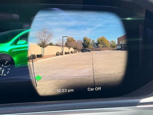 Used 2024 Tesla Model X image 18