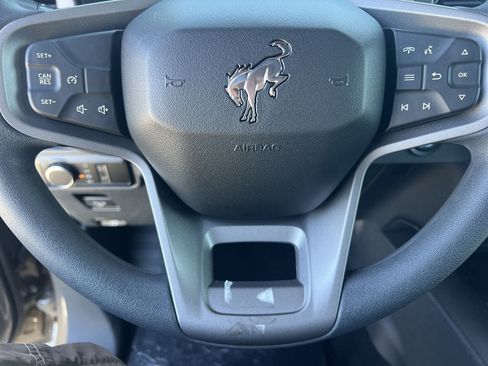 New 2026 Ford Bronco 4-Door AWD/4WD image 9