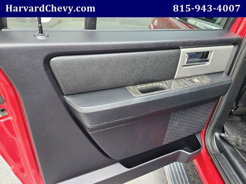 Used 2017 Ford Expedition EL Limited w/ Equipment Group 301A AWD/4WD image 39