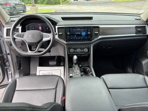 Certified 2023 Volkswagen Atlas SE w/ Panoramic Sunroof Package FWD image 27