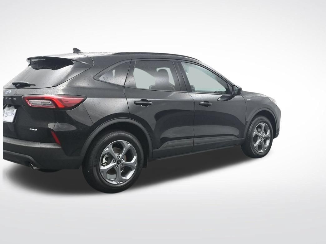Used 2025 Ford Escape ST-Line AWD/4WD image 6