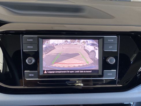 Certified 2024 Volkswagen Taos S w/ MDO Package FWD image 4