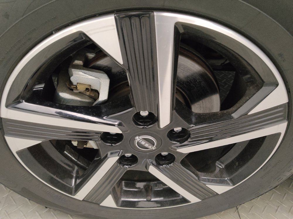 Used 2024 Nissan Sentra SV FWD image 31