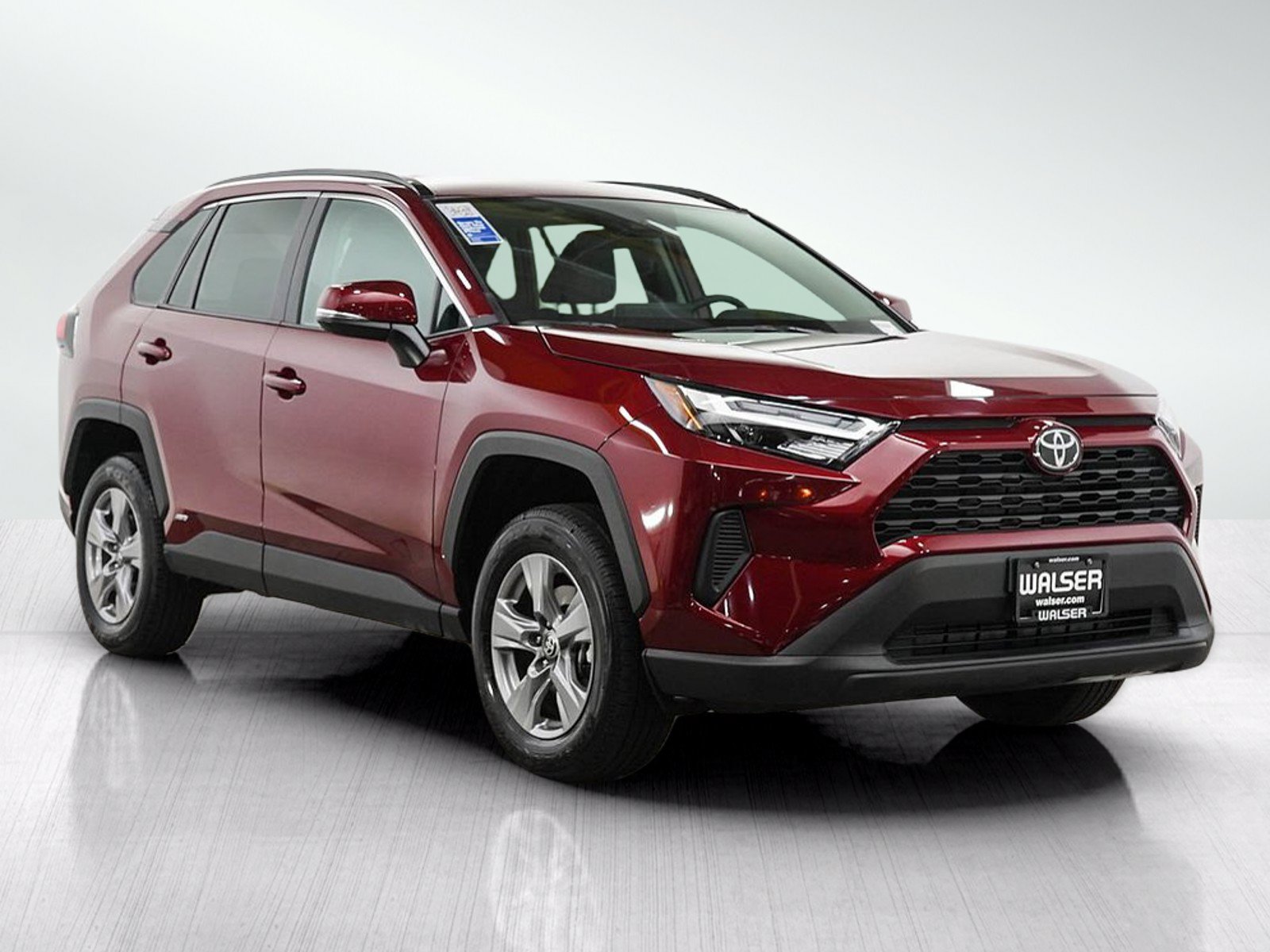 Used 2025 Toyota RAV4 XLE w/ Convenience Package AWD/4WD image 7