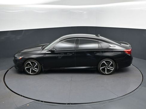 Used 2018 Honda Accord Sport image 33