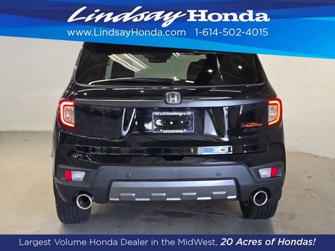 Used 2023 Honda Passport TrailSport image 7