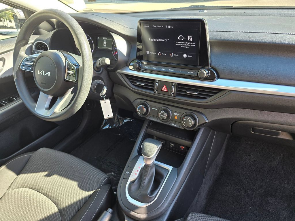 Used 2024 Kia Forte LXS FWD image 10