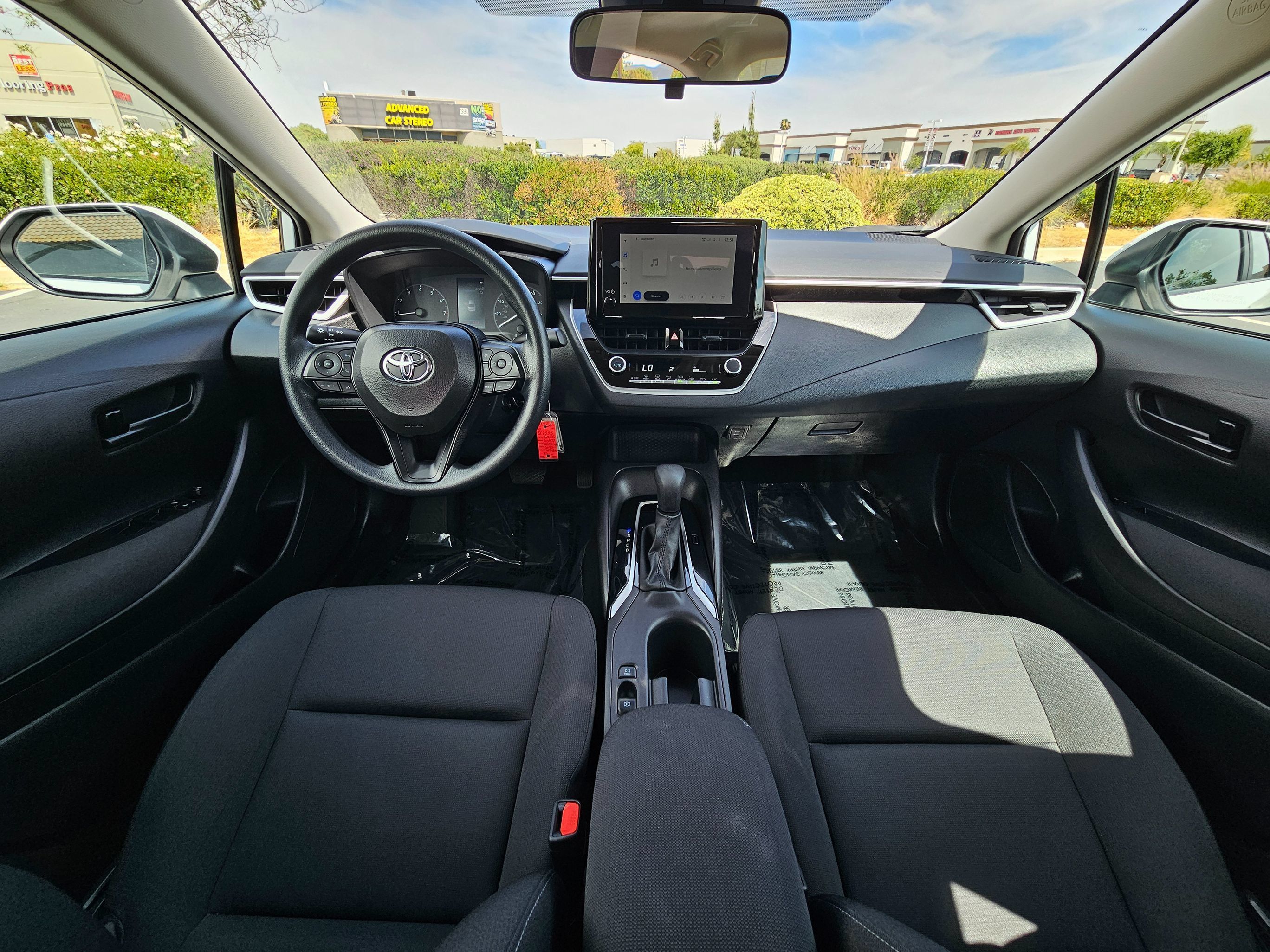 Used 2025 Toyota Corolla LE FWD image 19