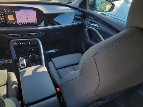 Used 2025 Audi Q5 Premium Plus w/ Premium Plus image 24