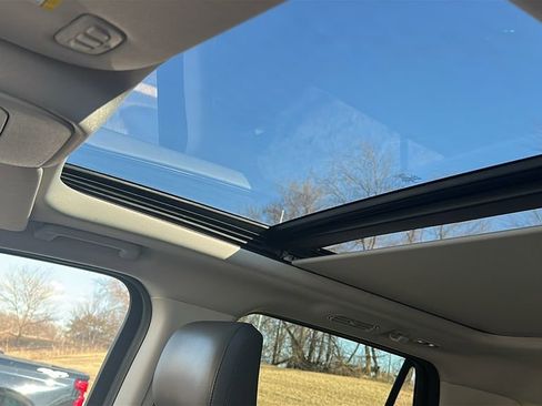 Used 2025 Ford Expedition Active image 7