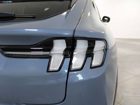 Used 2024 Ford Mustang Mach-E Select w/ Comfort Package Lite image 13