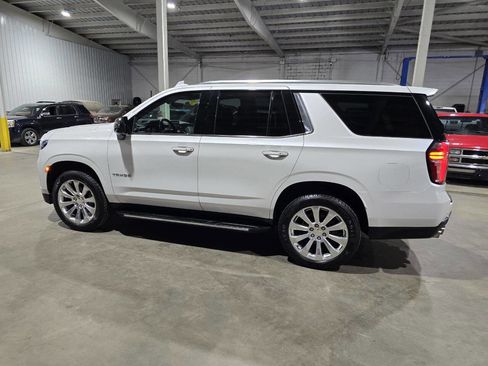 Used 2021 Chevrolet Tahoe Premier AWD/4WD image 6