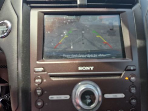 Used 2020 Ford Fusion Titanium FWD image 18