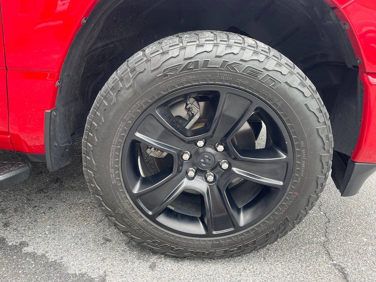 Used 2020 RAM 1500 Big Horn AWD/4WD image 9