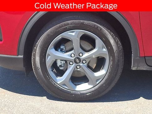 Used 2025 Ford Escape ST-Line w/ Cold Weather Package AWD/4WD image 8