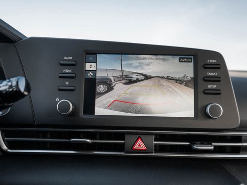 New 2026 Hyundai Elantra SE FWD image 22