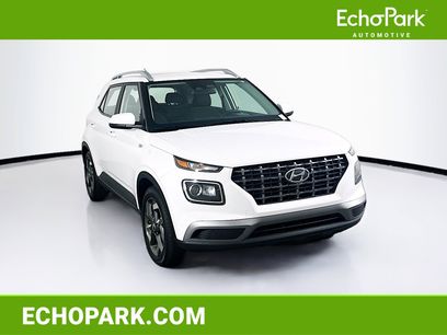 Used 2024 Hyundai Venue SEL
