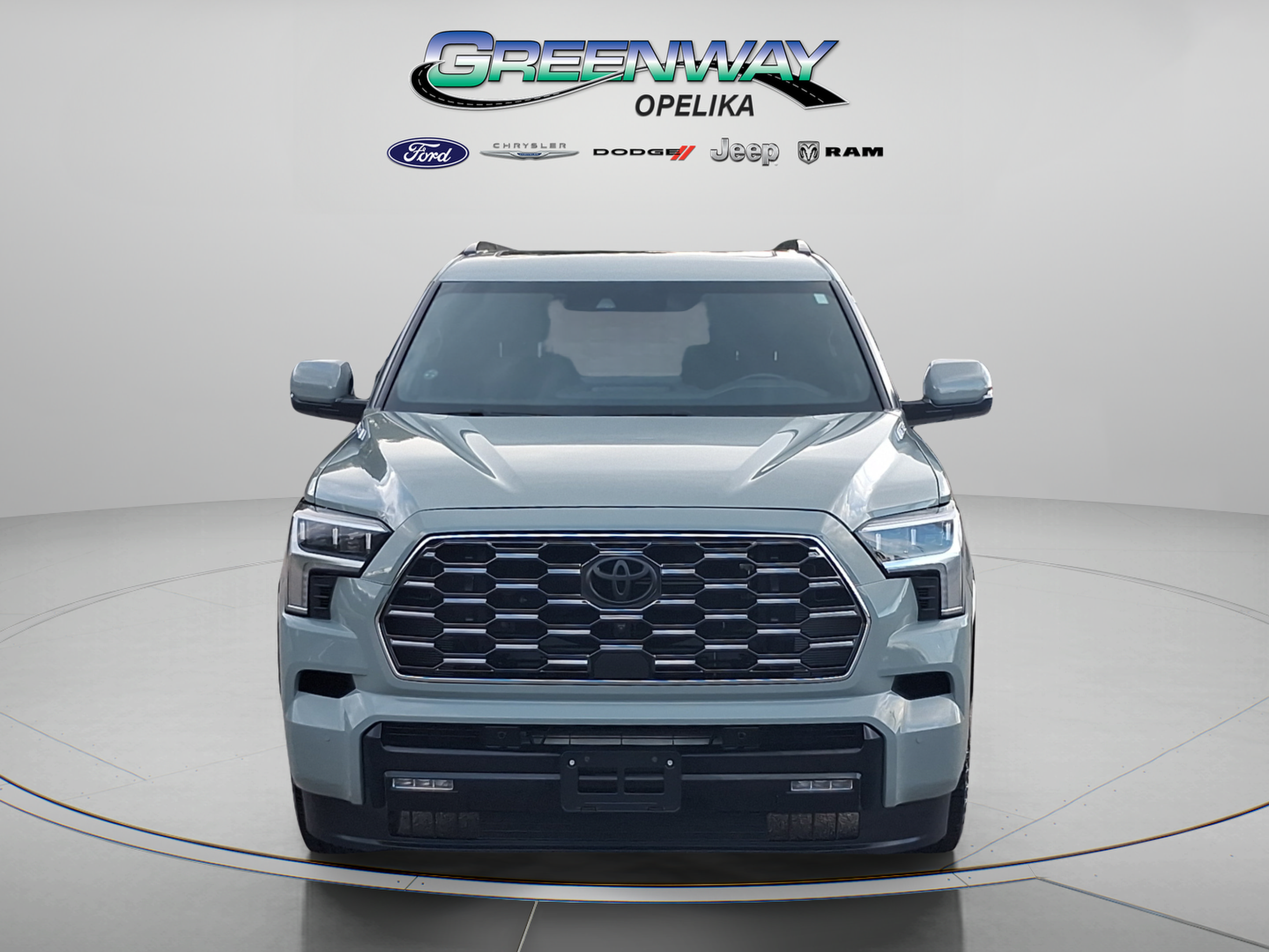 Used 2024 Toyota Sequoia Platinum RWD image 2