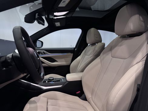 New 2026 BMW i4 xDrive40i AWD/4WD image 8