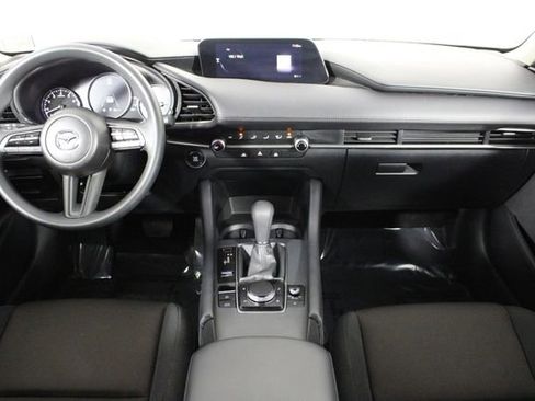 Used 2022 MAZDA MAZDA3 Sedan image 27