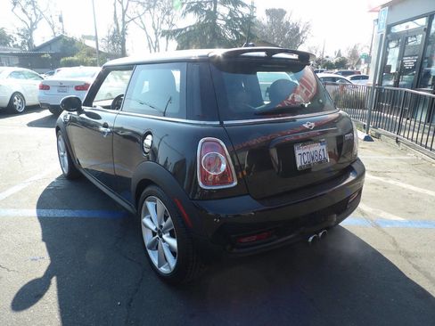 Used 2013 MINI Cooper S image 4